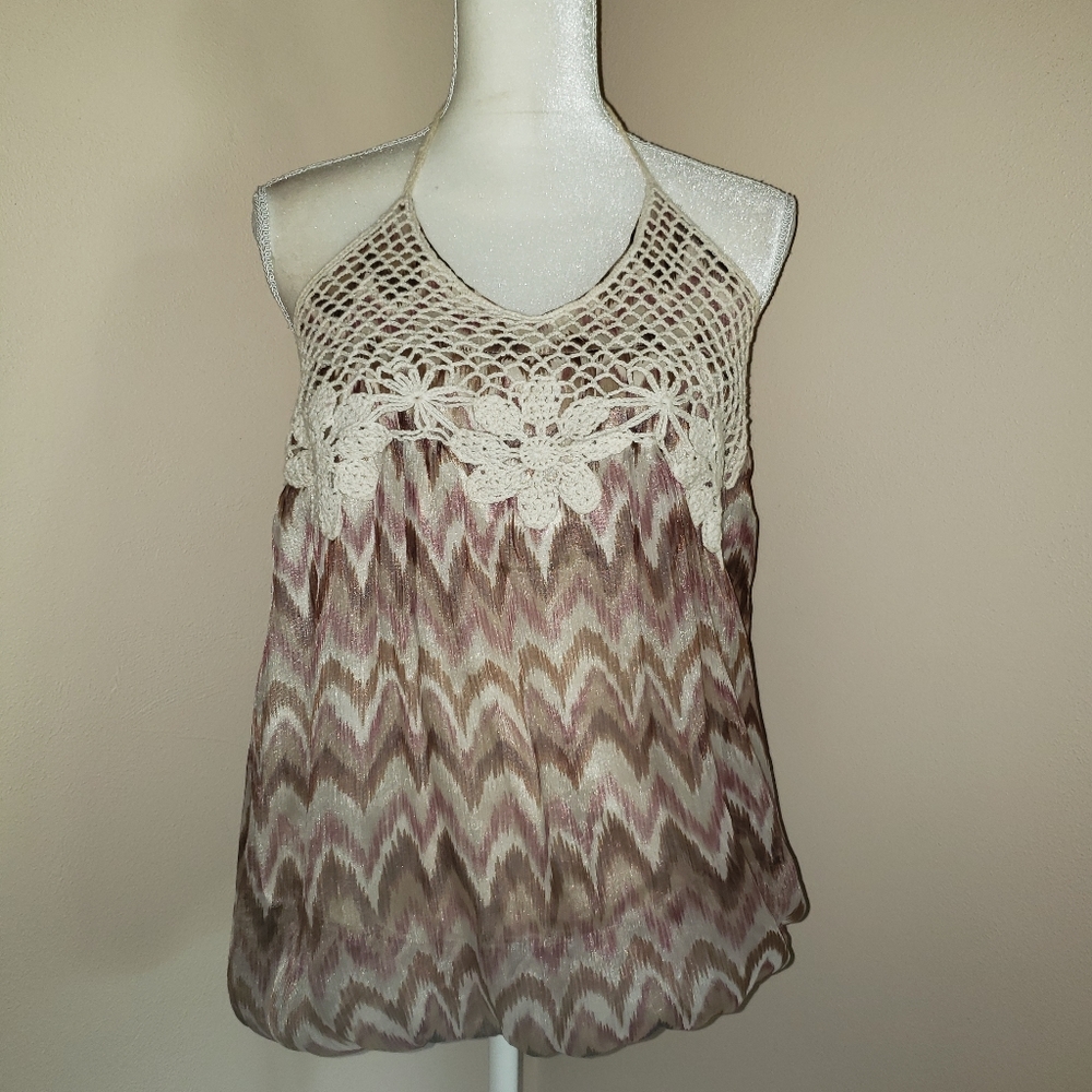 MYSTREE Top Size M.  Adorable!